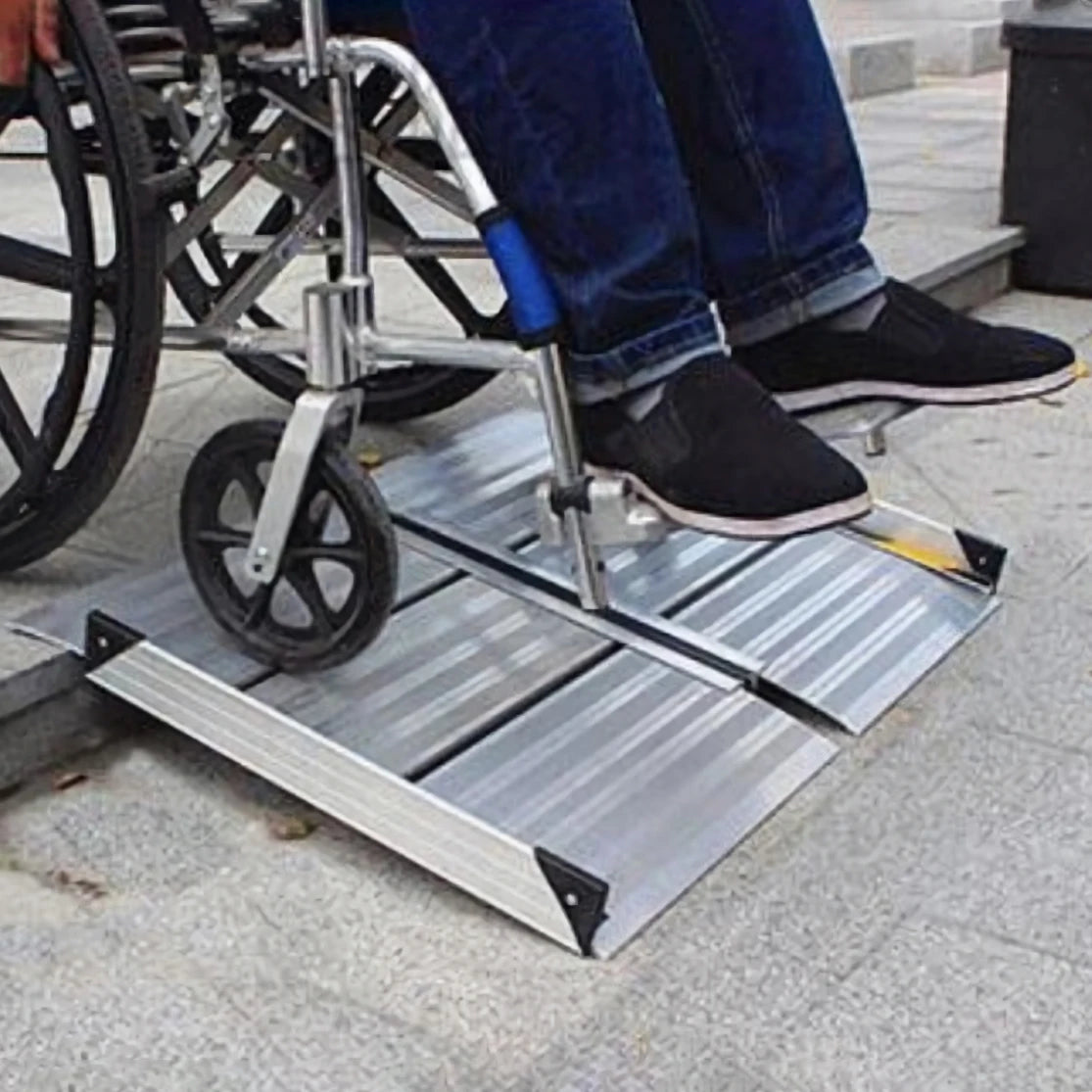 Safe Customized High Quality Aluminum Ramp Foldable Motorcycle and Wheelchair Ramp For Disabled