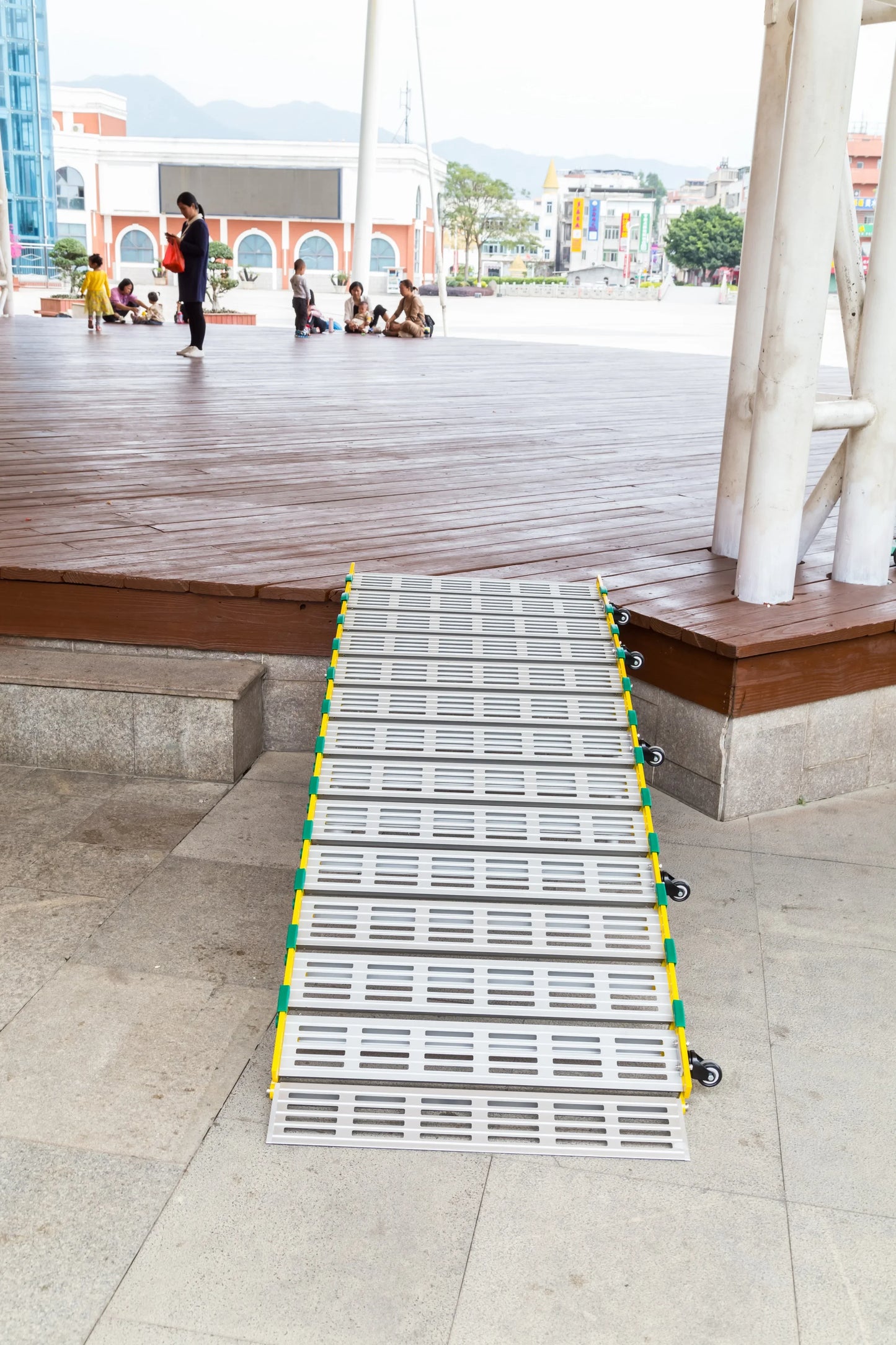 Aluminum movable and telescopic channel chairs ramps for disable