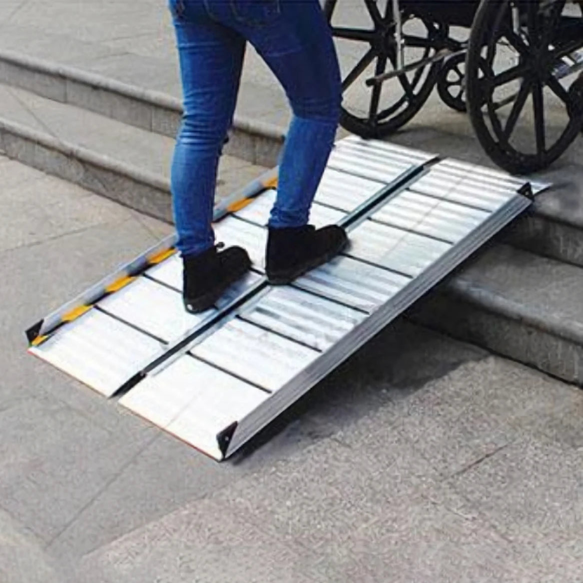 Safe Customized High Quality Aluminum Ramp Foldable Motorcycle and Wheelchair Ramp For Disabled